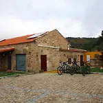 Willa Casa Entre-palheiros E Casa Do Canastro *