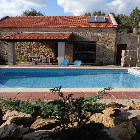 Villa Casa Entre-Palheiros E Casa Do Canastro Montalegre