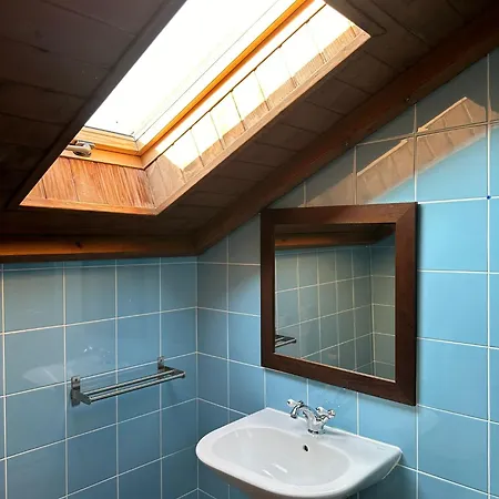 Casa Entre-palheiros E Casa Do Canastro * Montalegre