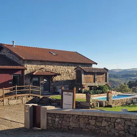 Casa Entre-Palheiros E Casa Do Canastro Villa Montalegre