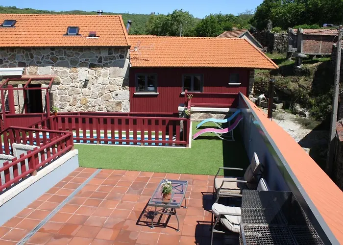 Willa Casa Entre-palheiros E Casa Do Canastro Montalegre