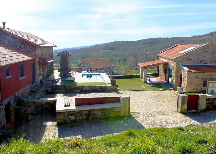 Casa Entre-palheiros E Casa Do Canastro Willa Montalegre