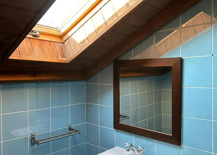 Casa Entre-palheiros E Casa Do Canastro * Montalegre